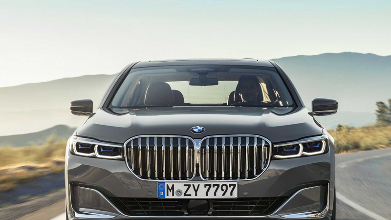 Illustration for article titled The 2020 BMW 7 Series Front End Is Entirely Nostril Now